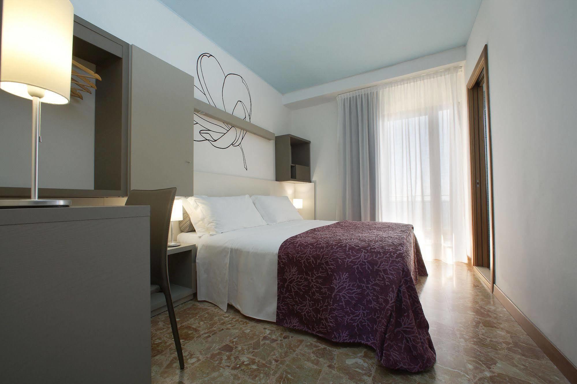 Hotel Sofia ليدو دي يسولو المظهر الخارجي الصورة