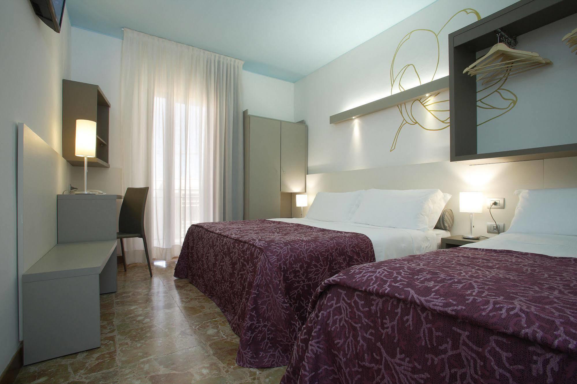 Hotel Sofia ليدو دي يسولو المظهر الخارجي الصورة