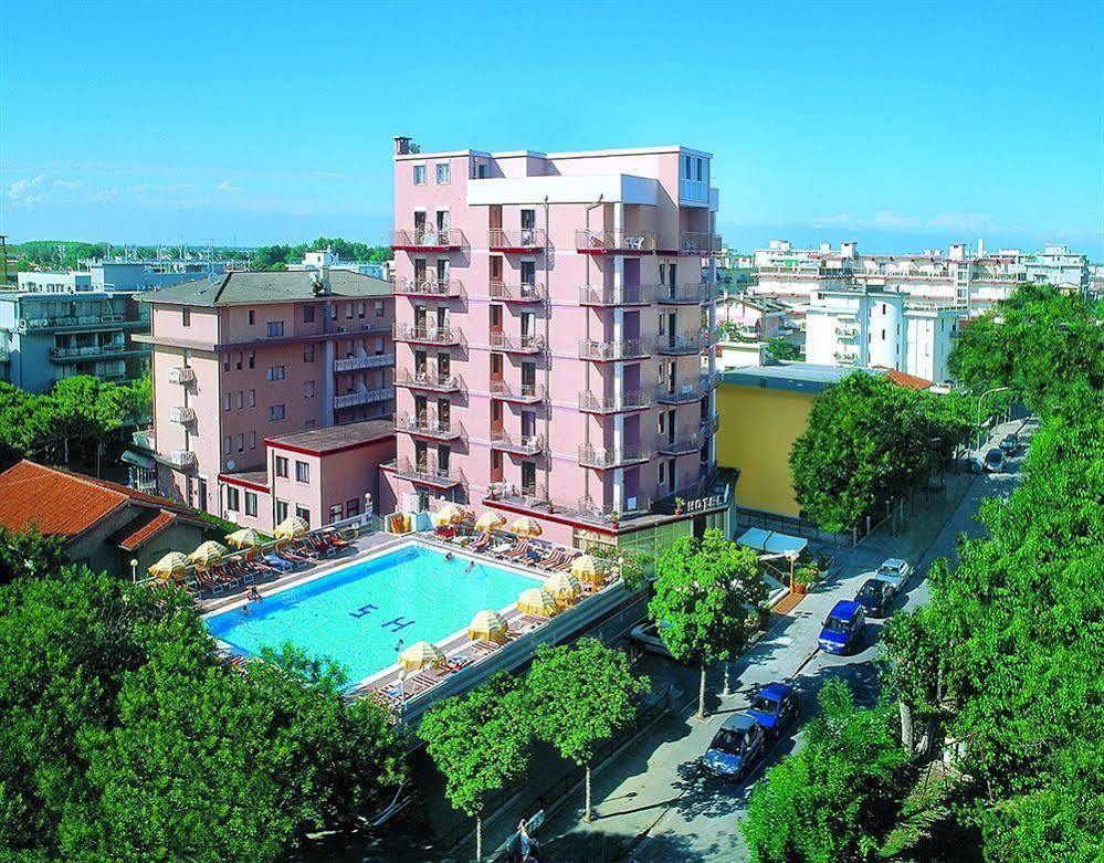 Hotel Sofia ليدو دي يسولو المظهر الخارجي الصورة